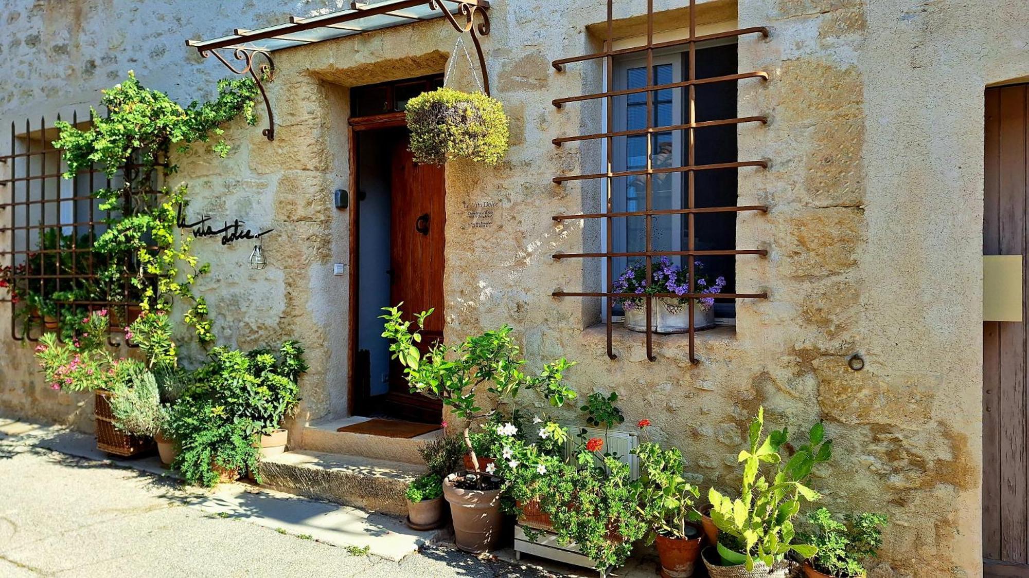 La Vita Dolce, Luberon Grambois Εξωτερικό φωτογραφία